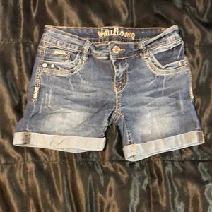 Wallflower shorts